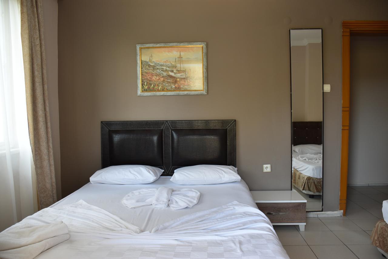 Ozcan Pansiyon Marmaris Bagian luar foto