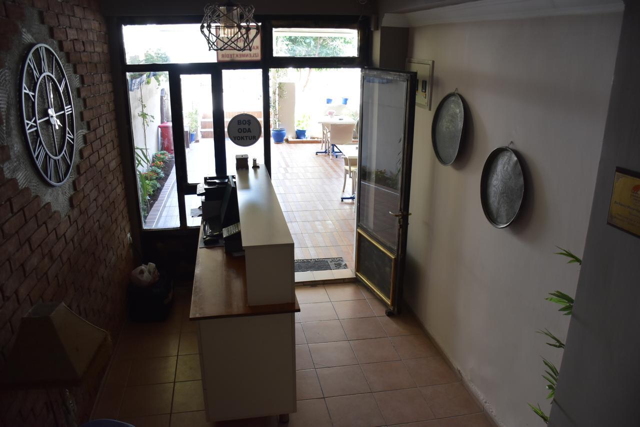 Ozcan Pansiyon Marmaris Bagian luar foto